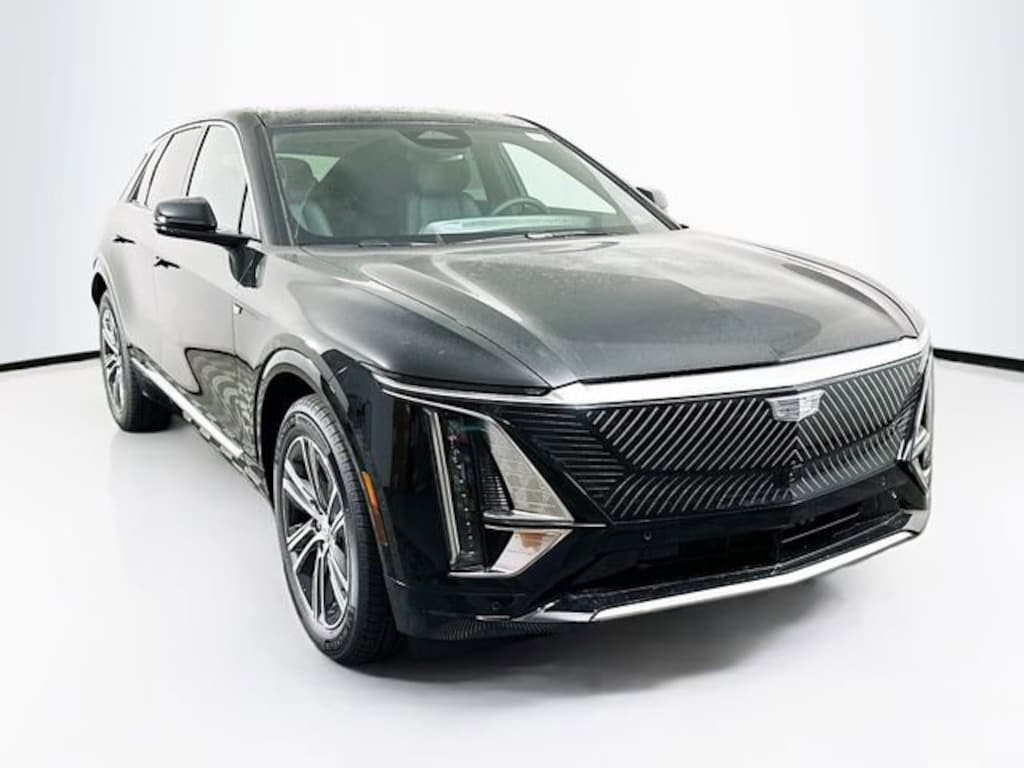 New 2025 CADILLAC LYRIQ Luxury 1 SUV