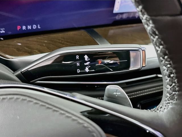 2026 Cadillac Escalade ESV Platinum Sport - Photo 14