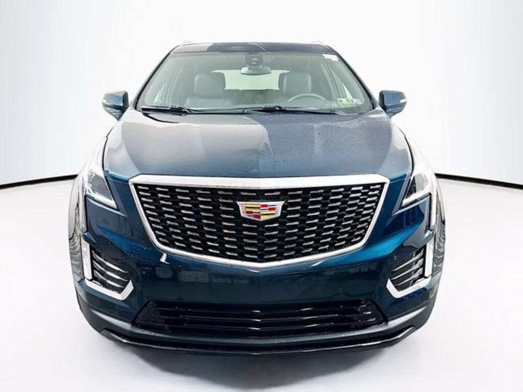 New 2026 CADILLAC XT5 Luxury SUV