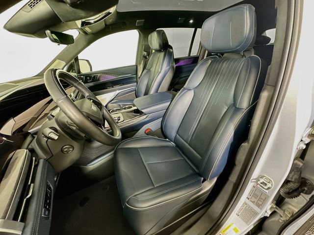 2025 Cadillac Escalade IQ Luxury 2 - Photo 18