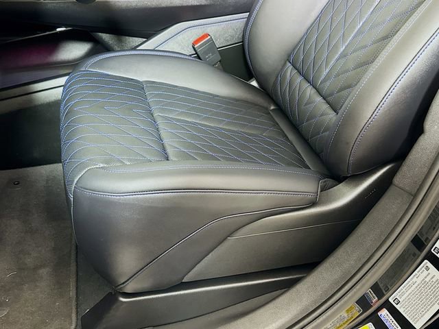 2025 Cadillac Escalade IQ Luxury 1 - Photo 19