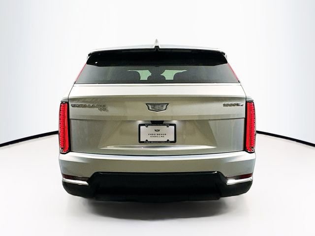 2025 Cadillac Escalade IQ Luxury 2 - Photo 5
