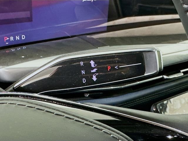 2025 Cadillac Escalade IQ Sport 2 - Photo 13