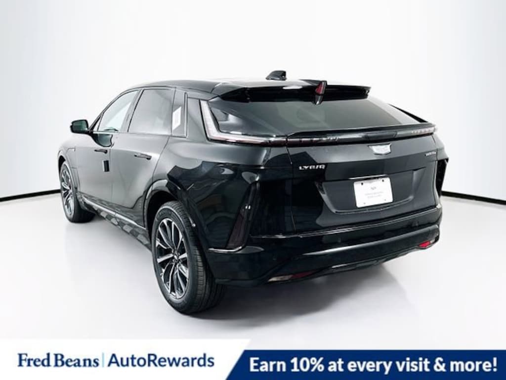 New 2025 CADILLAC LYRIQ Sport 1 SUV