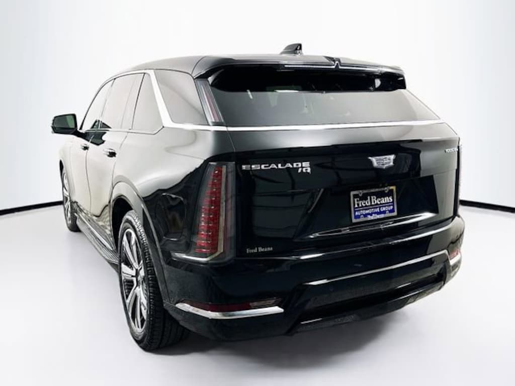 New 2025 CADILLAC ESCALADE IQ Luxury 1 SUV