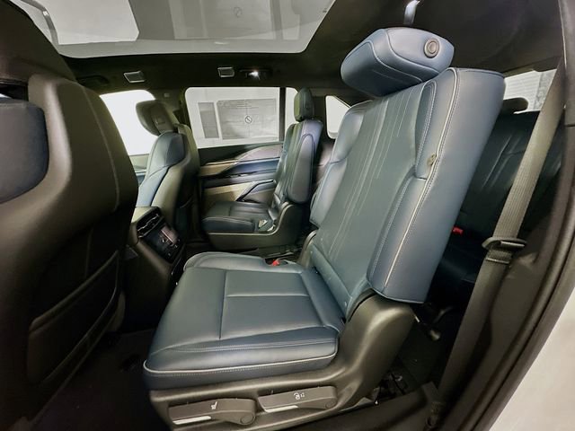 2025 Cadillac Escalade IQ Sport 2 - Photo 15