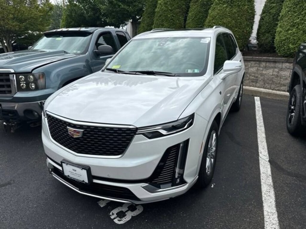 New 2025 CADILLAC XT6 Luxury SUV
