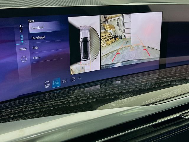 2025 Cadillac Escalade IQ Luxury 1 - Photo 11