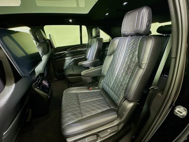2025 Cadillac Escalade IQ Luxury 1 - Photo 15