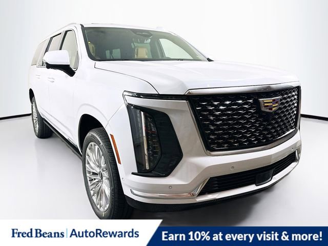 2026 Cadillac Escalade ESV Luxury's photo