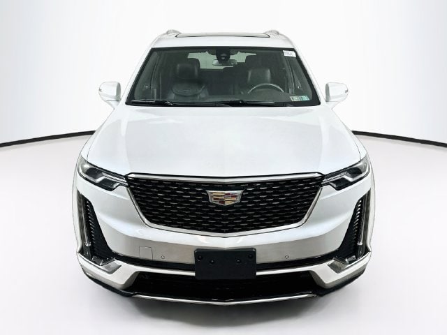 2025 Cadillac XT6 Luxury