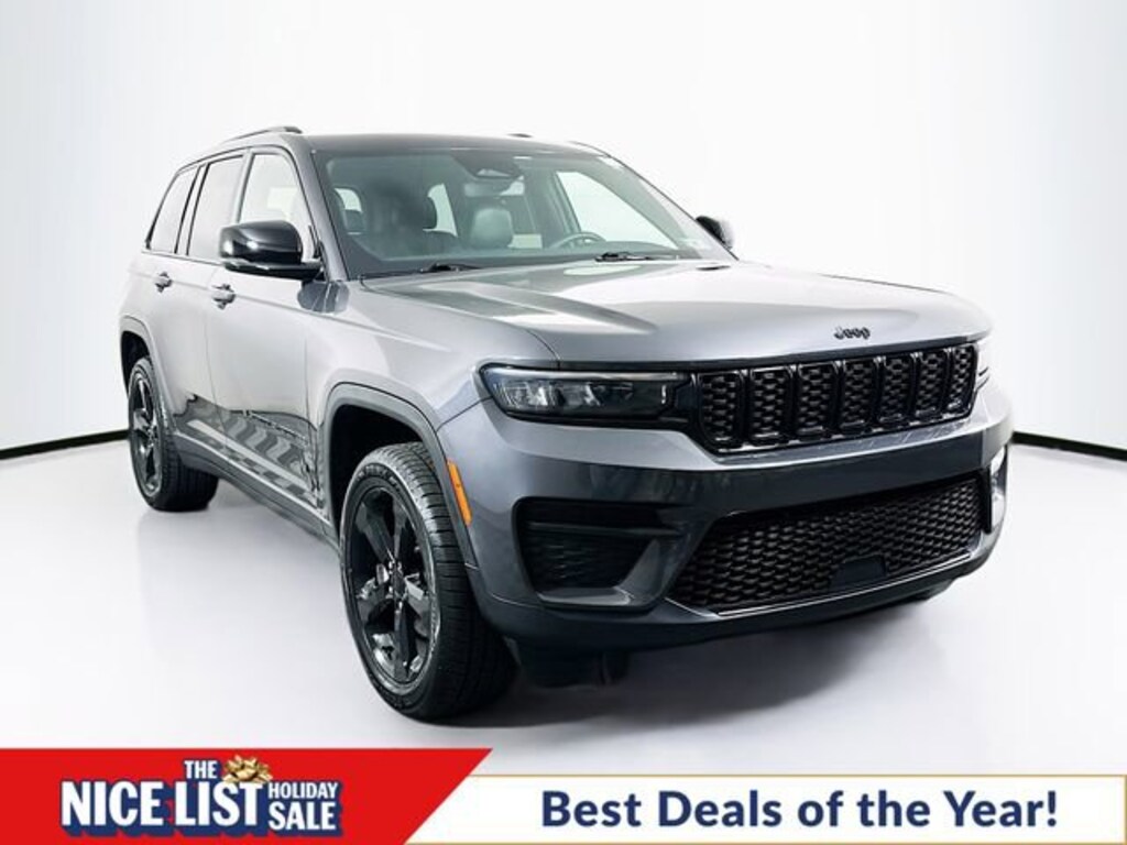 Used 2023 Jeep Grand Cherokee Altitude 4x4 SUV
