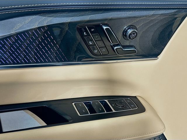2025 Cadillac Escalade IQ Sport 2 - Photo 18