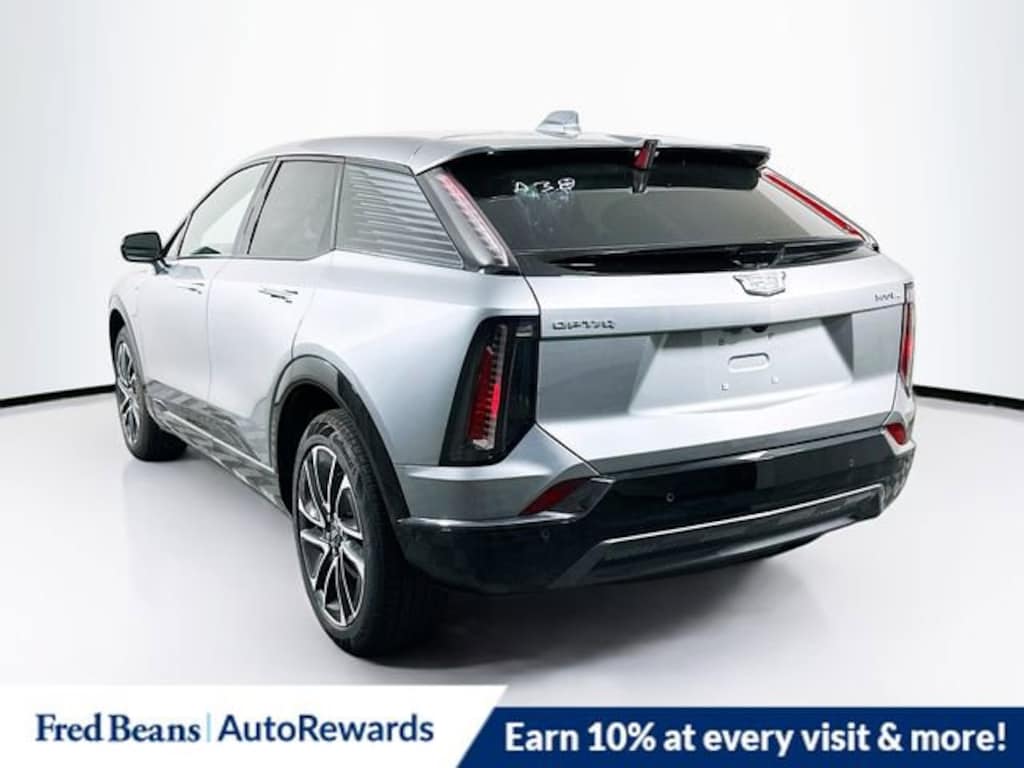 New 2025 CADILLAC OPTIQ Sport 2 SUV