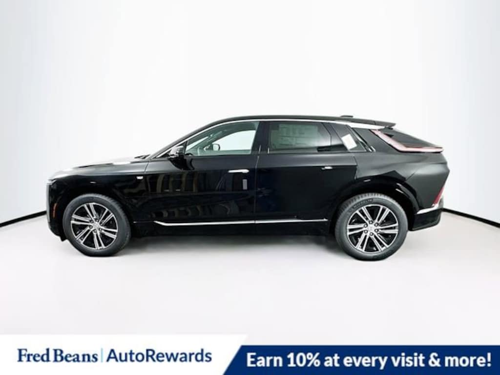 New 2025 CADILLAC LYRIQ Luxury 1 SUV