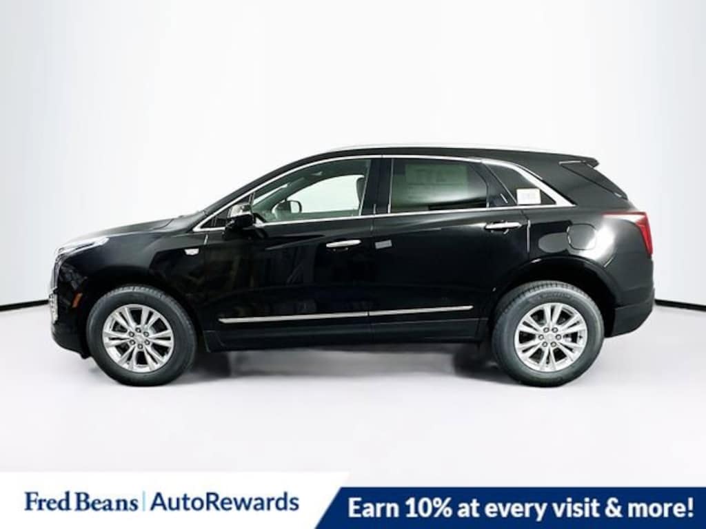 New 2026 CADILLAC XT5 Luxury SUV