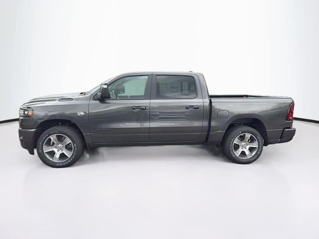 New 2026 Ram 1500 Express Pickup
