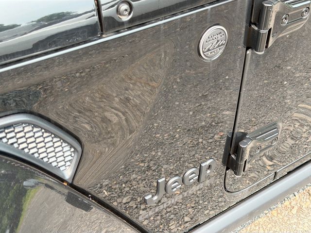 2025 Jeep Gladiator Willys - Photo 23