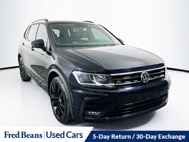 2020 Volkswagen Tiguan SE R-LINE BLACK's photo