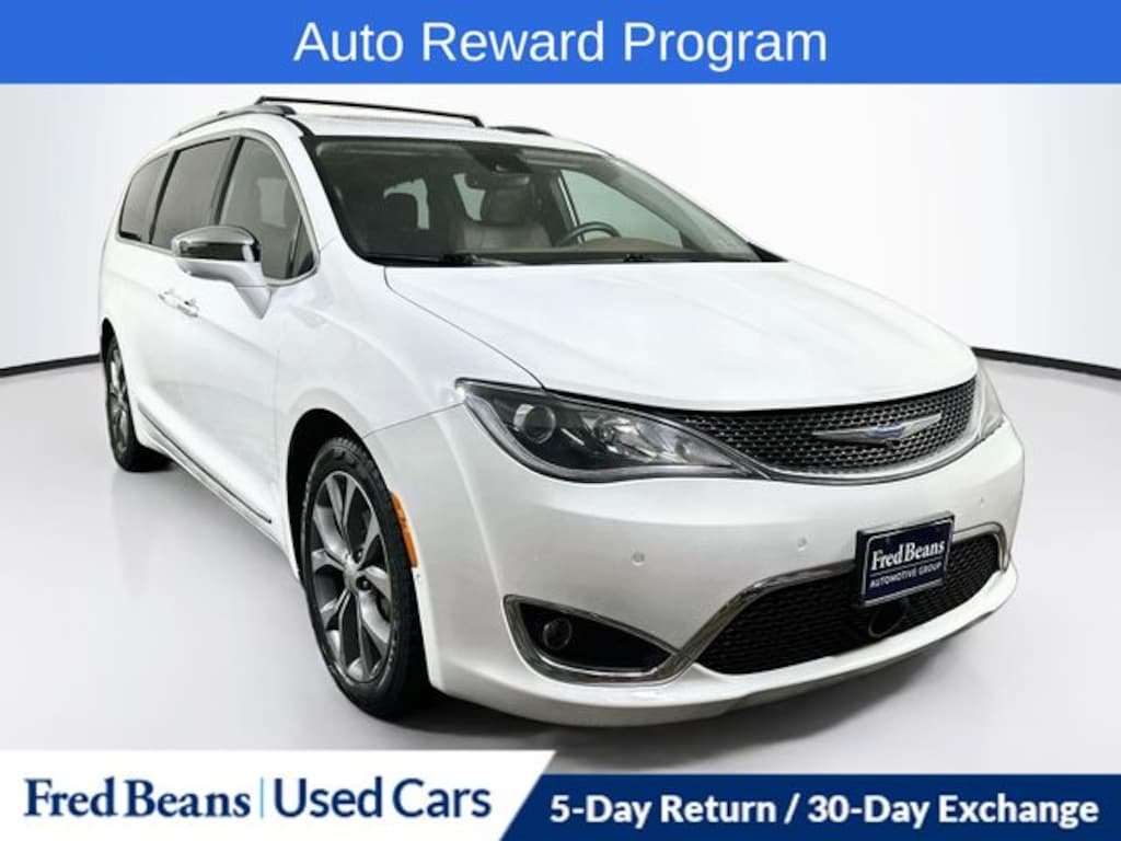 Used 2018 Chrysler Pacifica Limited Van
