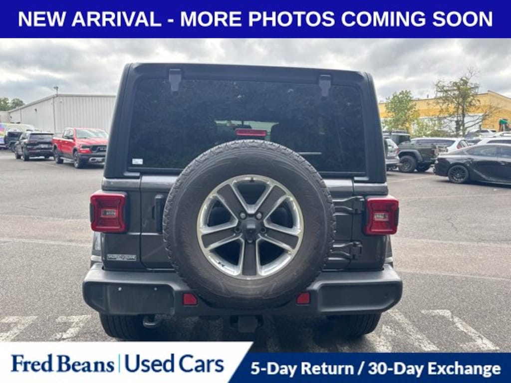 Used 2021 Jeep Wrangler Unlimited Sahara SUV