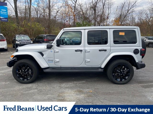 2022 Jeep Wrangler Unlimited Sahara 4xe photo 4