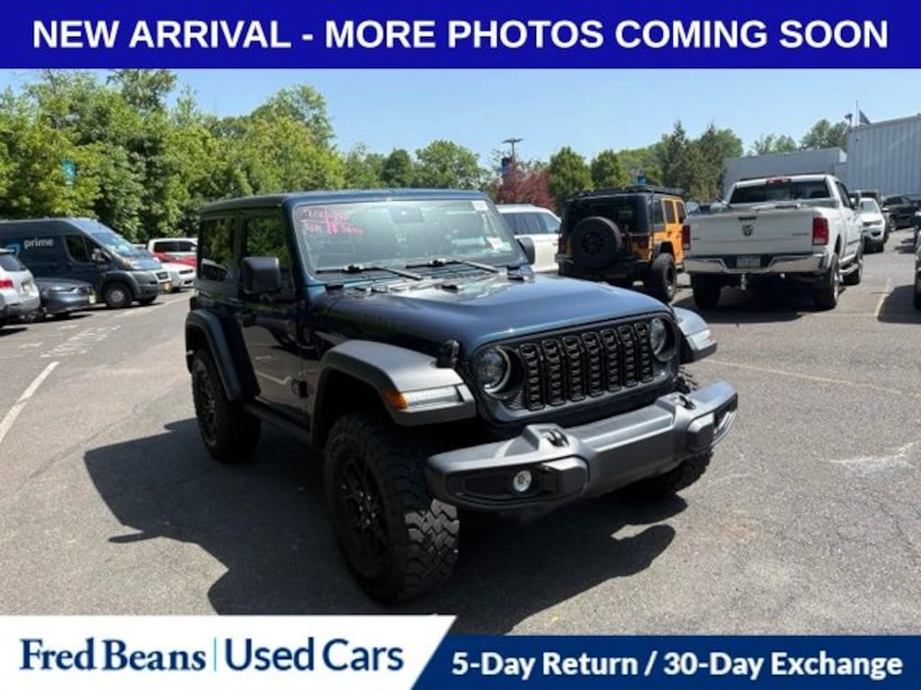 Used 2025 Jeep Wrangler Willys SUV