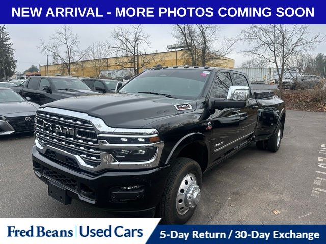 2025 RAM Ram 3500 Pickup Limited's photo