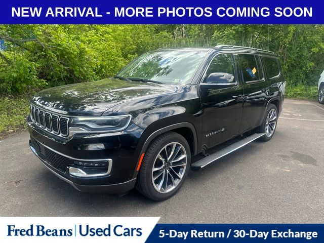 2022 Jeep Wagoneer Series III 4WD's photo