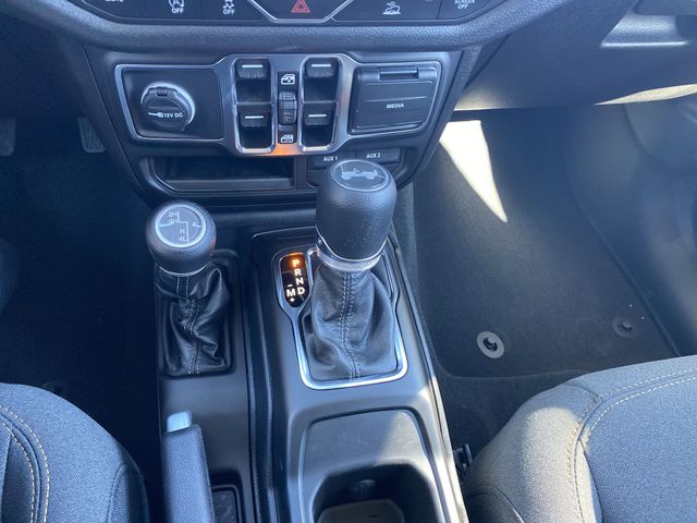 2025 Jeep Wrangler 4-Door Sport S - Photo 20