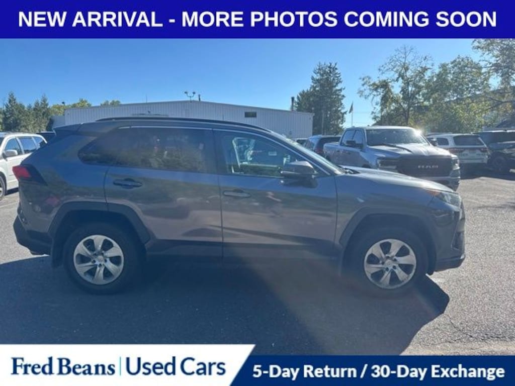 Used 2019 Toyota RAV4 LE SUV