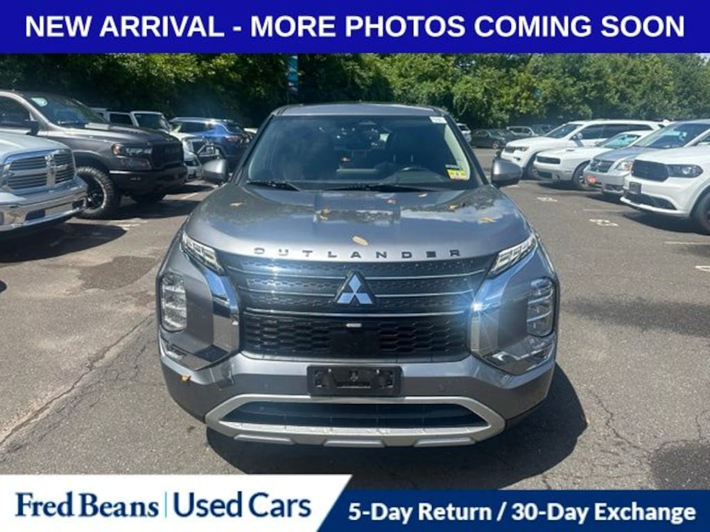 Used 2022 Mitsubishi Outlander SE CUV