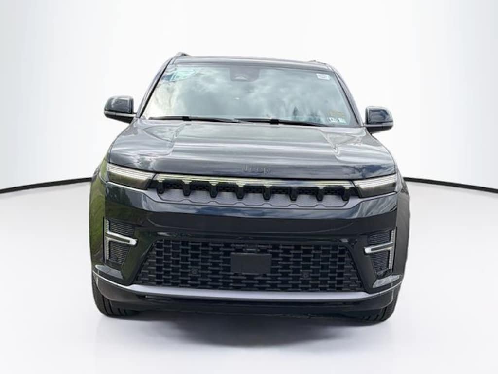 New 2026 Jeep Grand Wagoneer L Limited Altitude Sport Utility