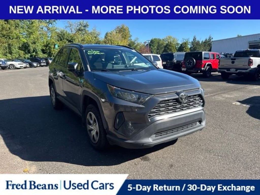 Used 2019 Toyota RAV4 LE SUV