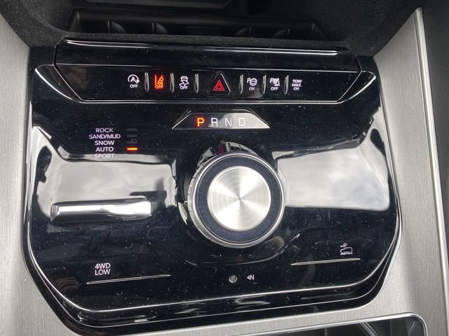 2025 Jeep Wagoneer Series I - Photo 15