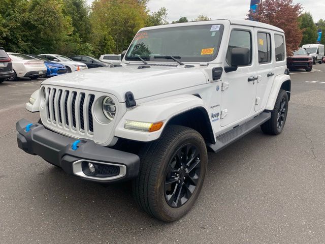2022 Jeep Wrangler Unlimited Sahara 4xe photo 3