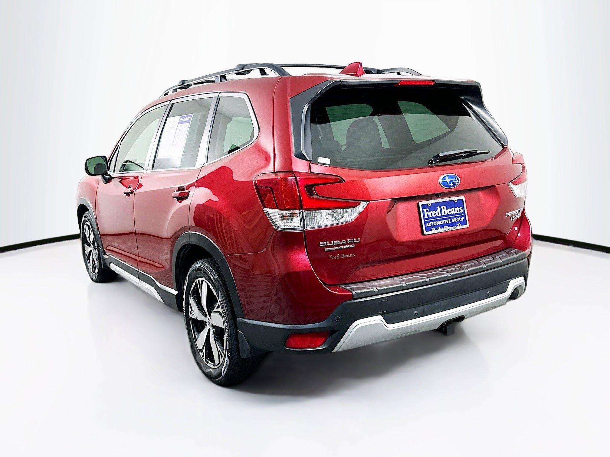 2020 Subaru Forester Touring photo 3