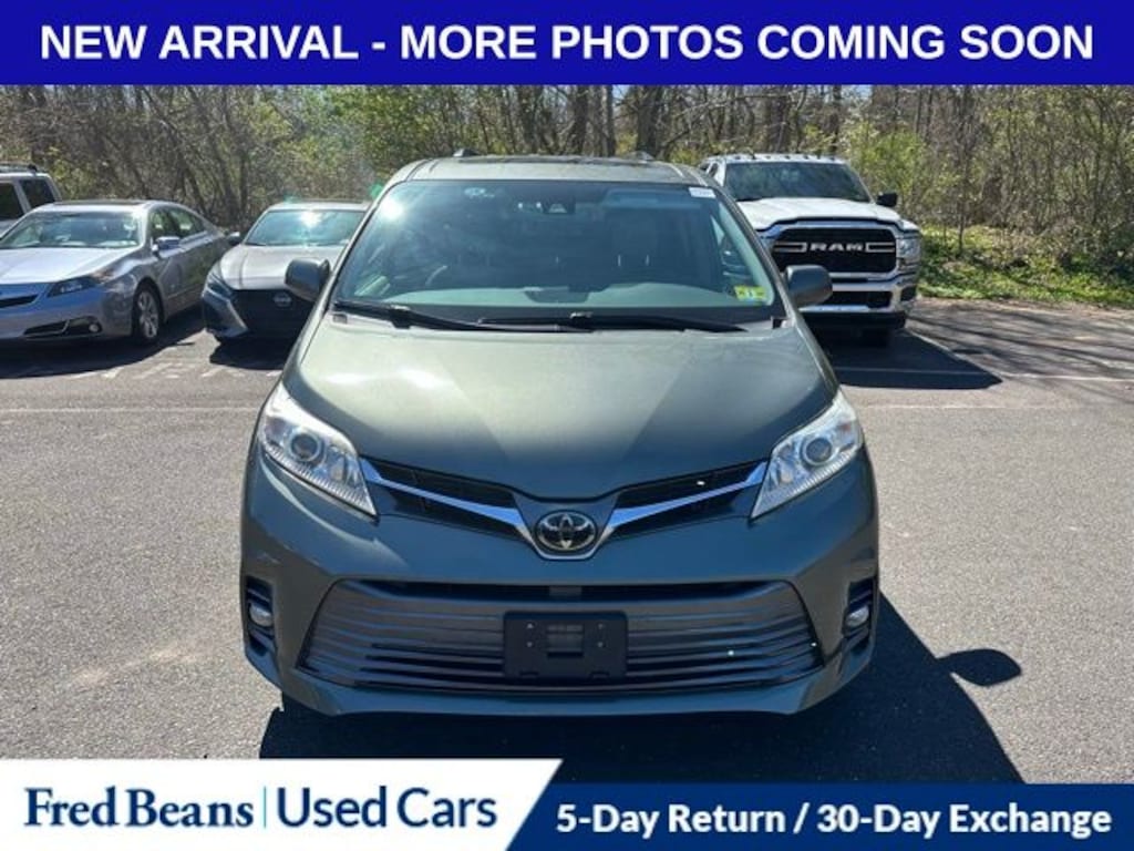 Used 2019 Toyota Sienna XLE Van