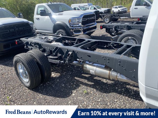 2024 Ram 3500 Tradesman photo 4