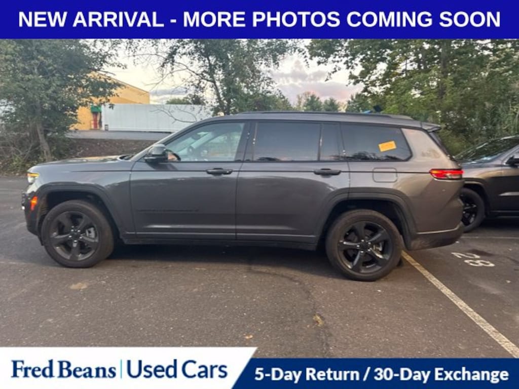 Used 2023 Jeep Grand Cherokee Limited SUV