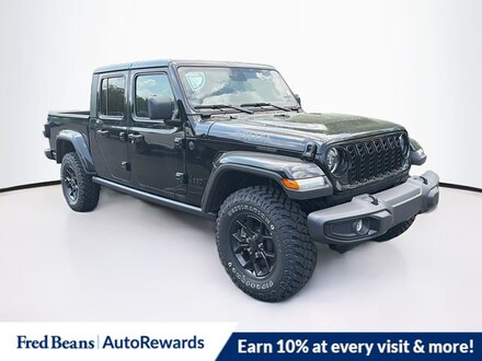 2025 Jeep Gladiator Willys Pickup