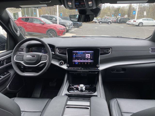 2025 Jeep Wagoneer Series I - Photo 11