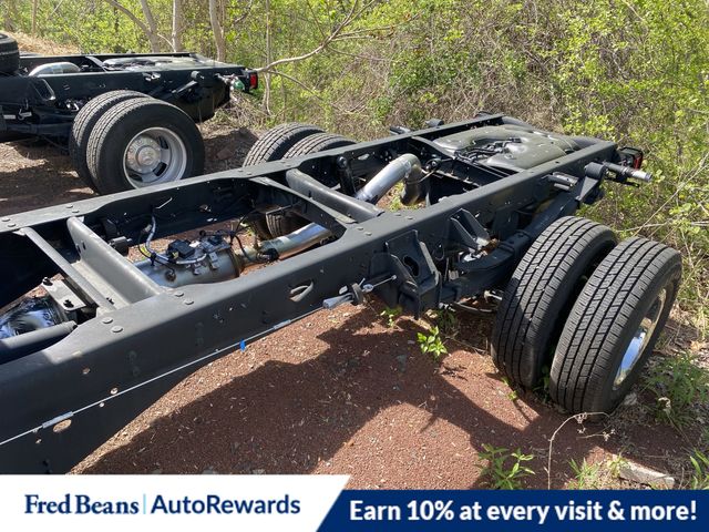 2024 Ram 3500 Tradesman photo 4