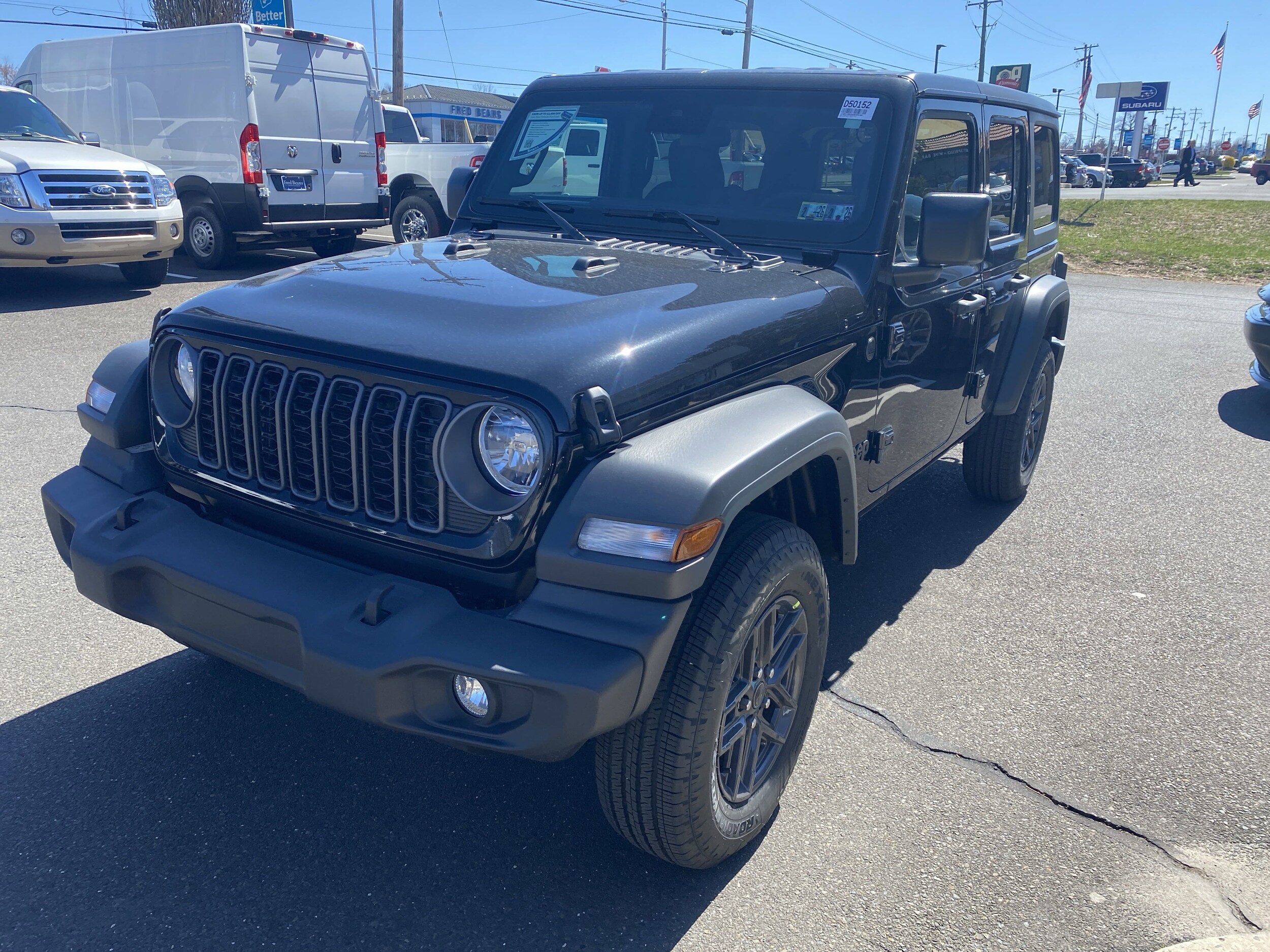 2025 Jeep Wrangler Sport S photo 3
