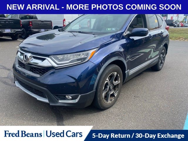 2018 Honda CR-V Touring photo 3