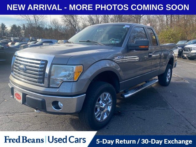 2010 Ford F-150 XLT photo 3