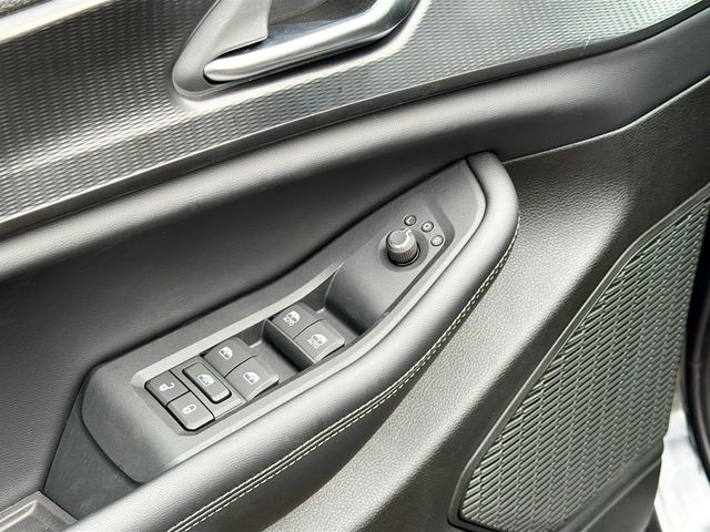 2025 Jeep Grand Cherokee Laredo - Photo 20