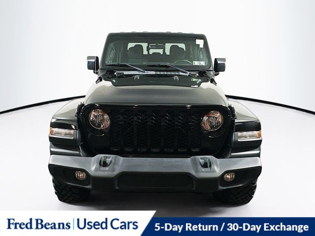 2021 Jeep Gladiator Sport S photo 2