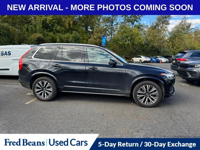 2020 Volvo XC90 T6 Momentum photo 2