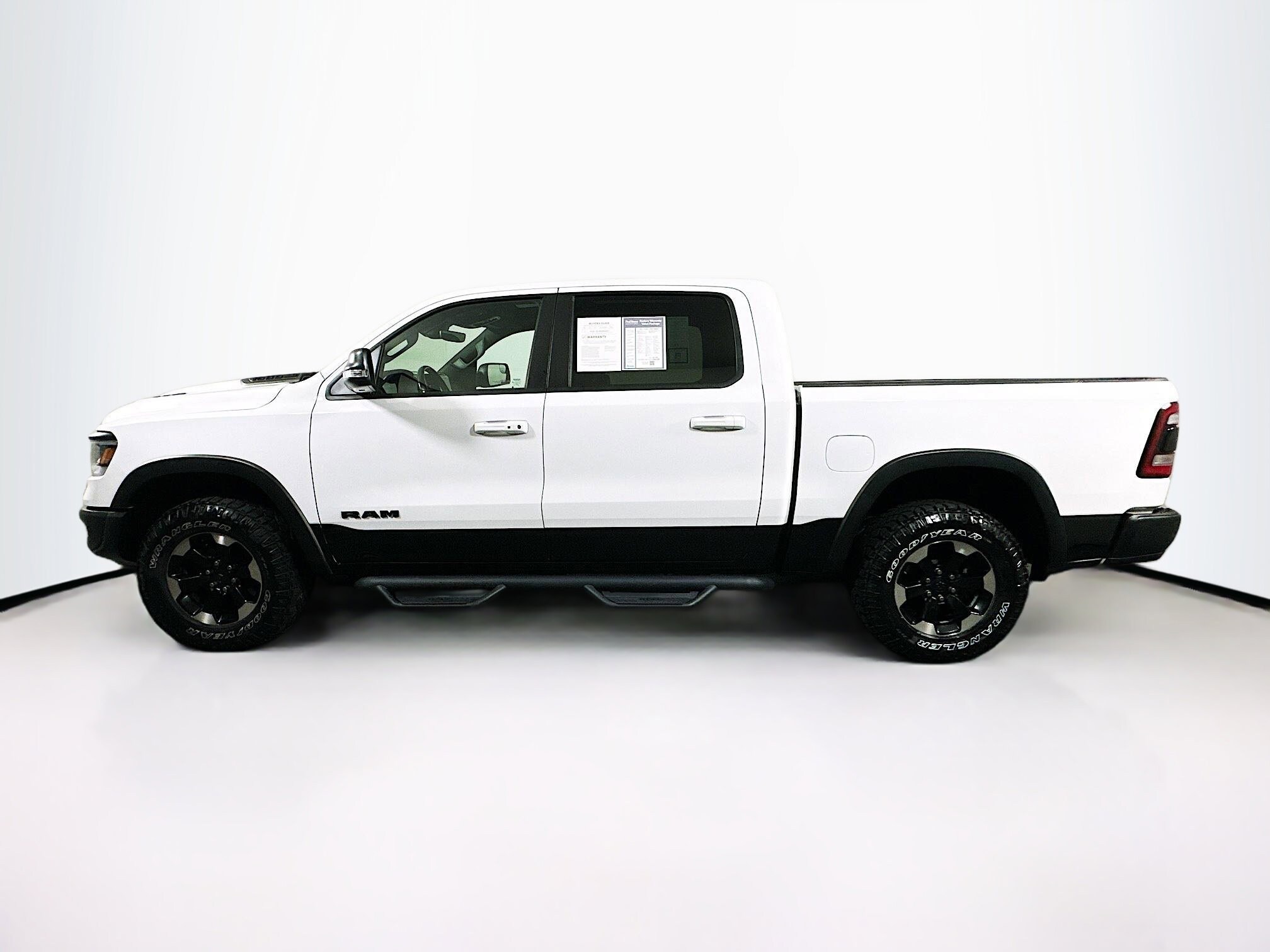 2022 Ram 1500 Rebel photo 4